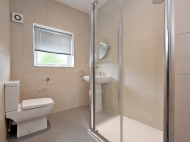 38 Hobart Street - bathroom 2.jpg